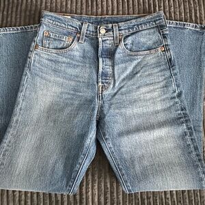 Levi's Medium Blue 501 Straight Leg Women's Jeans - Size 27x28 - EUC